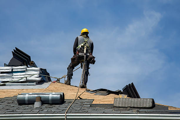 Professional Gutter Installation technician working in Ashland, MO